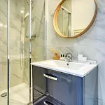 شقة A5#premium#arcdetriomphe#4bedrooms#champselysees باريس