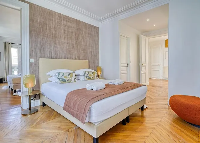 A5#premium#arcdetriomphe#4bedrooms#champselysees *